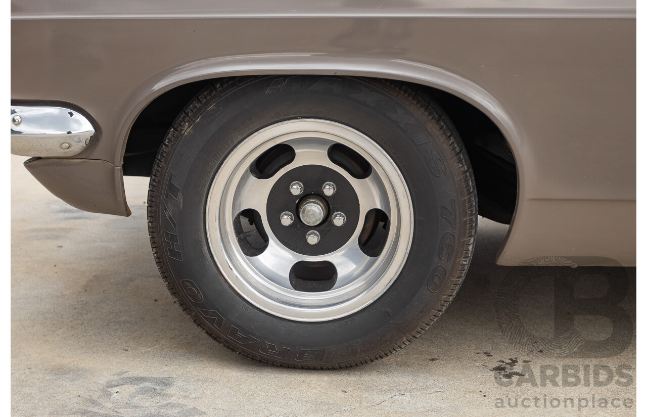 01/1966 Holden HD Special 4d Sedan Taralga Fawn / Fowlers Ivory 202ci Red Motor 3.3L