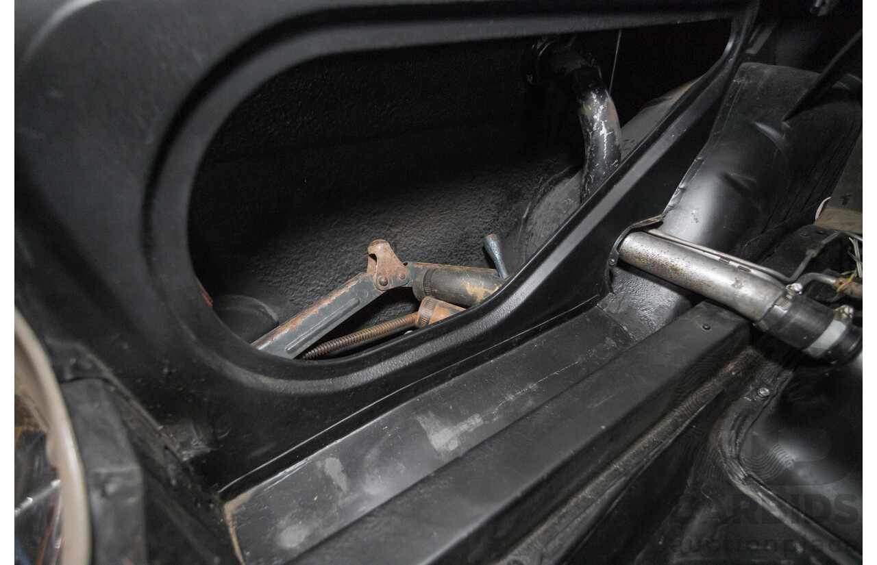 01/1966 Holden HD Special 4d Sedan Taralga Fawn / Fowlers Ivory 202ci Red Motor 3.3L