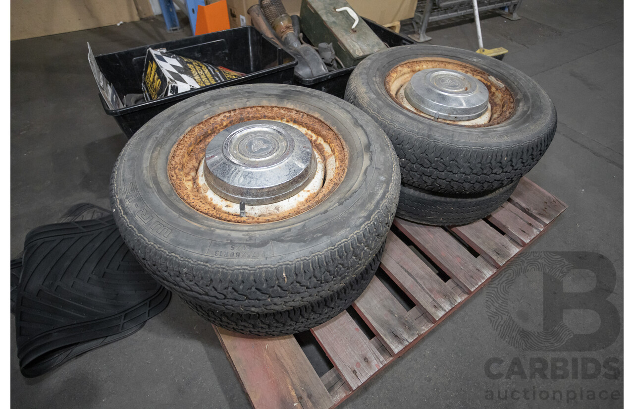 01/1966 Holden HD Special 4d Sedan Taralga Fawn / Fowlers Ivory 202ci Red Motor 3.3L