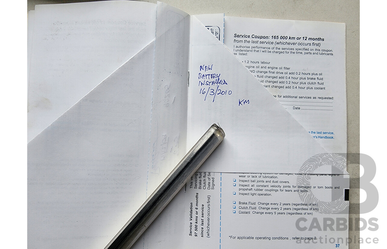 5/2006 Holden Adventra CX6 VZ MY06 4d Wagon Black 3.6L