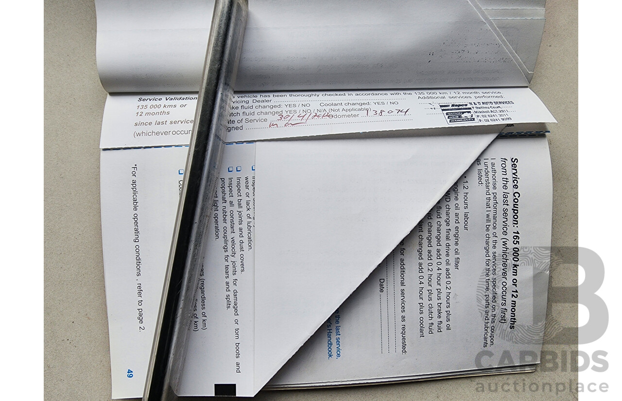 5/2006 Holden Adventra CX6 VZ MY06 4d Wagon Black 3.6L