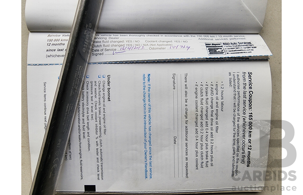 5/2006 Holden Adventra CX6 VZ MY06 4d Wagon Black 3.6L