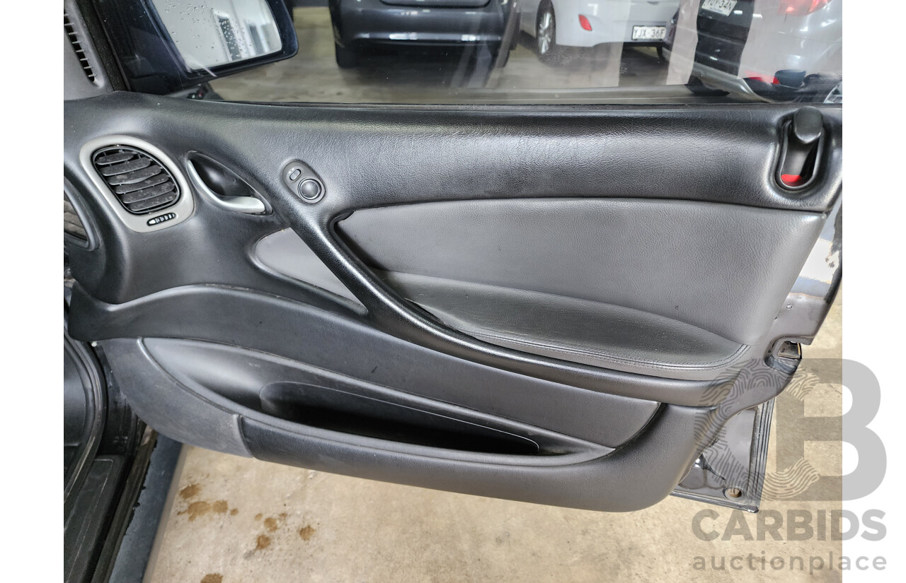 5/2006 Holden Adventra CX6 VZ MY06 4d Wagon Black 3.6L