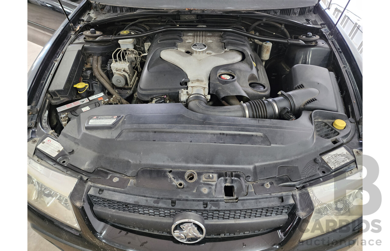 5/2006 Holden Adventra CX6 VZ MY06 4d Wagon Black 3.6L