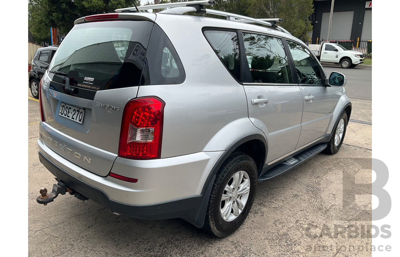 6/2015 Ssangyong Rexton SX (4x4) Y200 MY15 4d Wagon Moondust Silver Metallic Turbo Diesel 2.0L