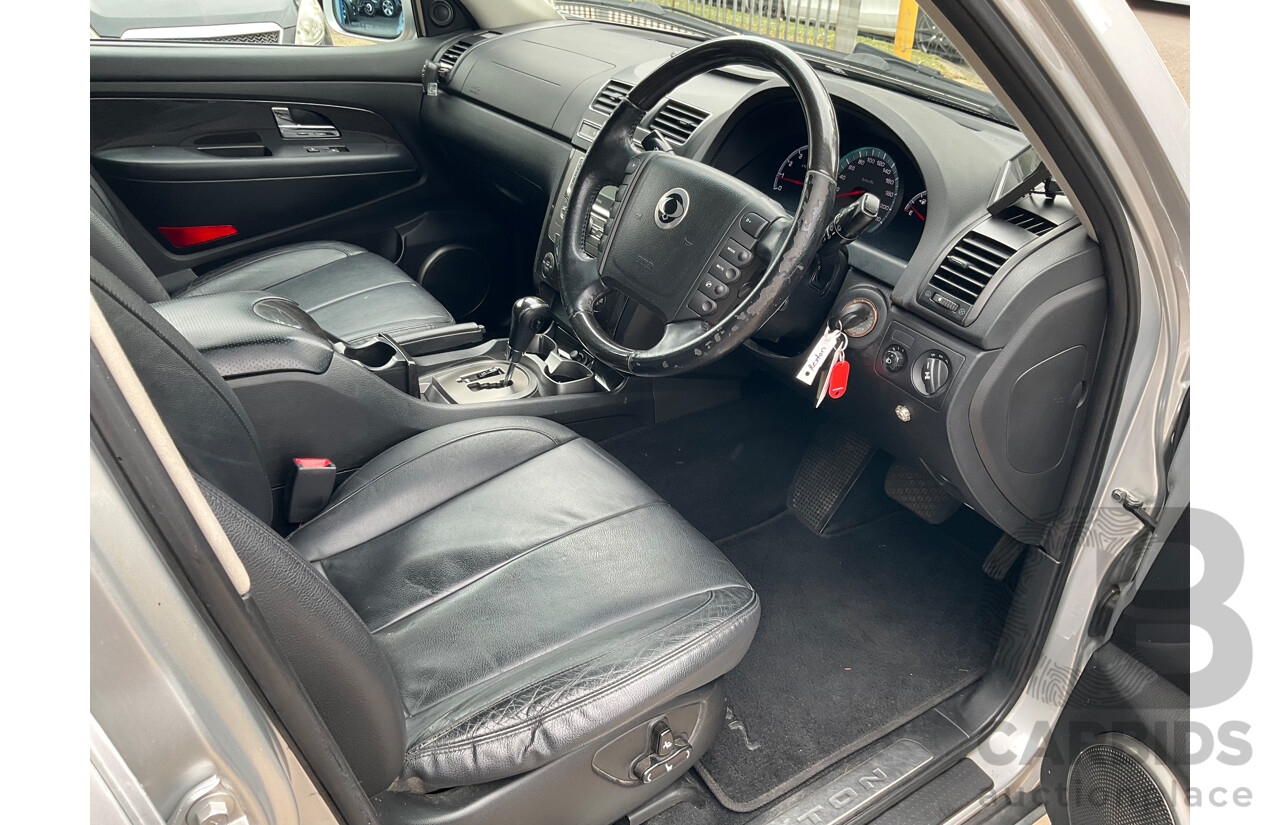 6/2015 Ssangyong Rexton SX (4x4) Y200 MY15 4d Wagon Moondust Silver Metallic Turbo Diesel 2.0L