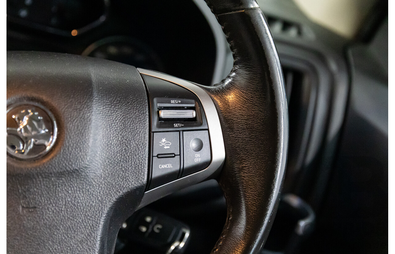 05/2017 Holden Trailblazer LTZ (4x4) 4x4 RG MY18 4D Wagon Nitrate Silver Metallic 2.8L