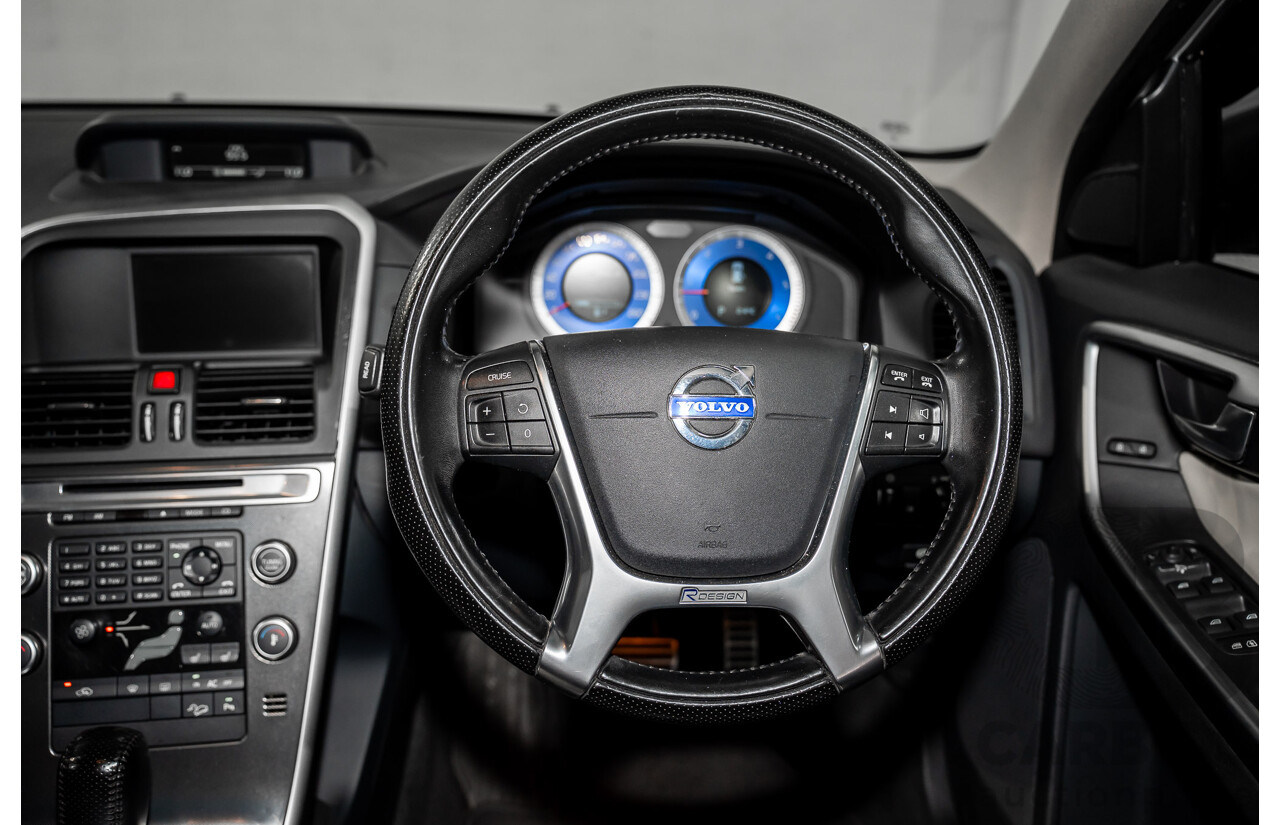 11/2010 Volvo XC60 D5 R-Design DZ MY11 4d Wagon Ice White Twin Turbo Diesel 2.4L