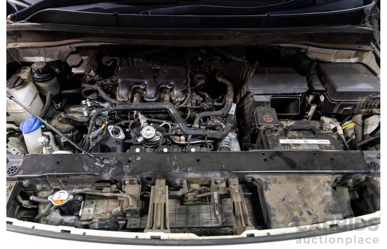 05/2018 Kia Carnival S (FWD) YP PE MY19 4d Wagon Clear White V6 3.3L