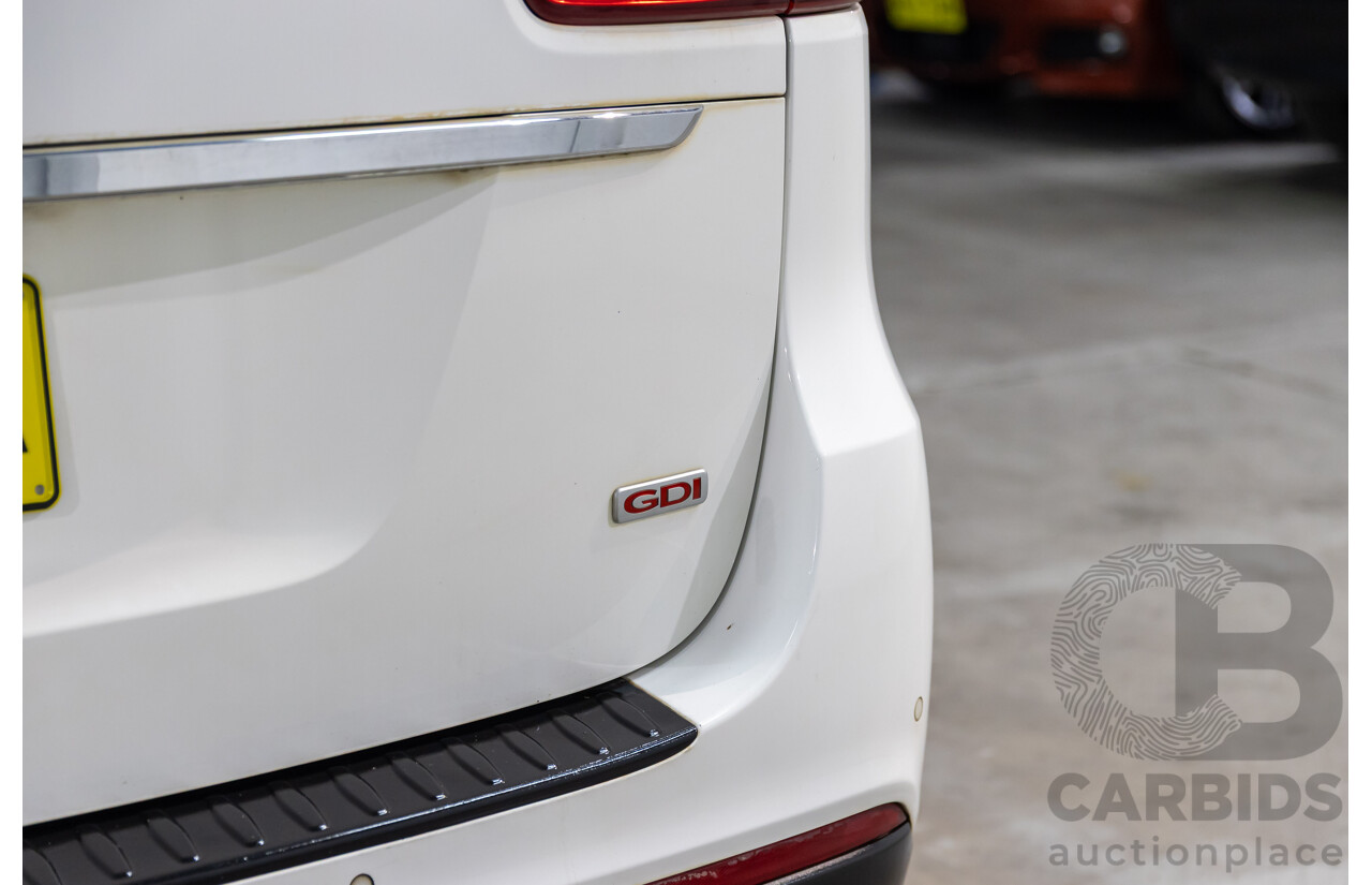 05/2018 Kia Carnival S (FWD) YP PE MY19 4d Wagon Clear White V6 3.3L