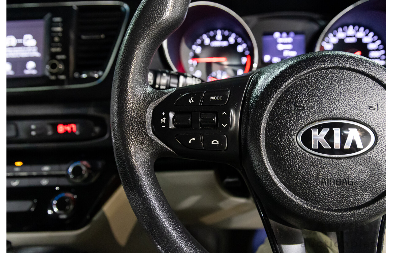 05/2018 Kia Carnival S (FWD) YP PE MY19 4d Wagon Clear White V6 3.3L