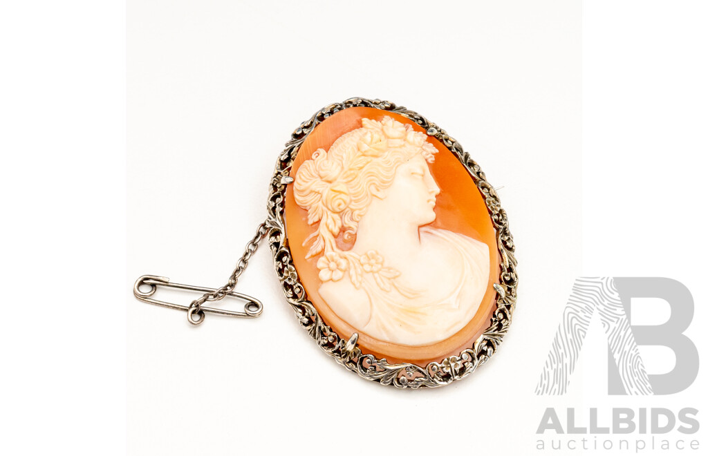 925 Sterling Silver Vintage Shell Cameo Brooch - 12.36gms