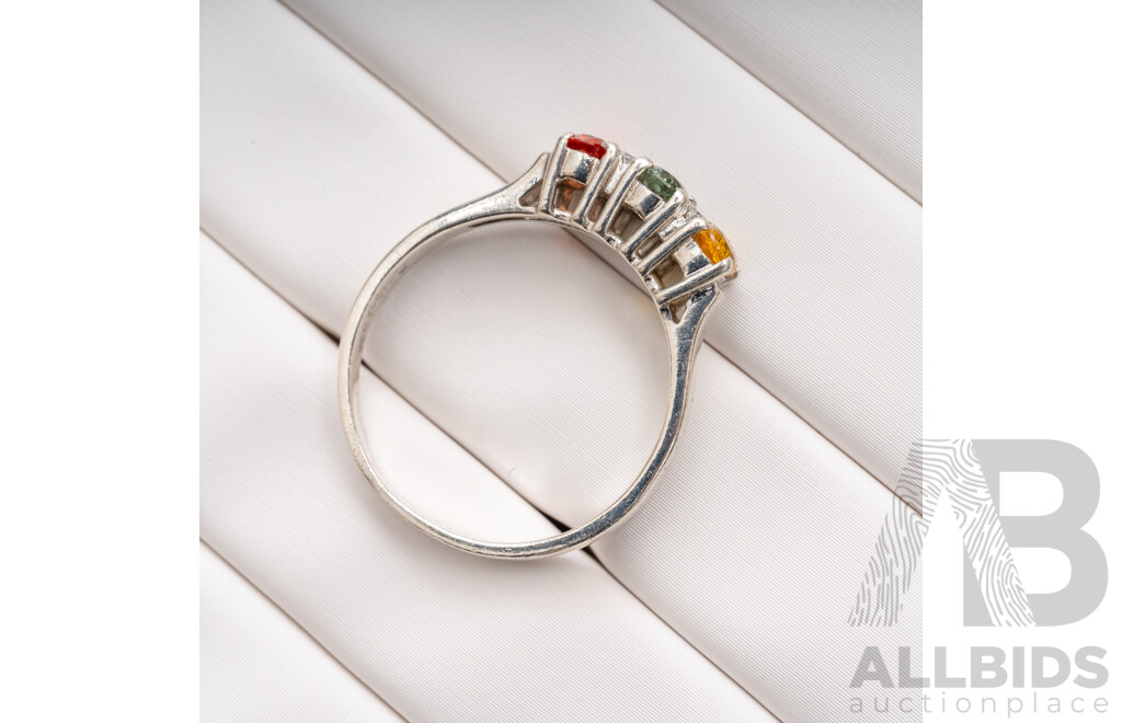 925 Sterling Silver Ring with Oval Coloured Stones - Size Q.5