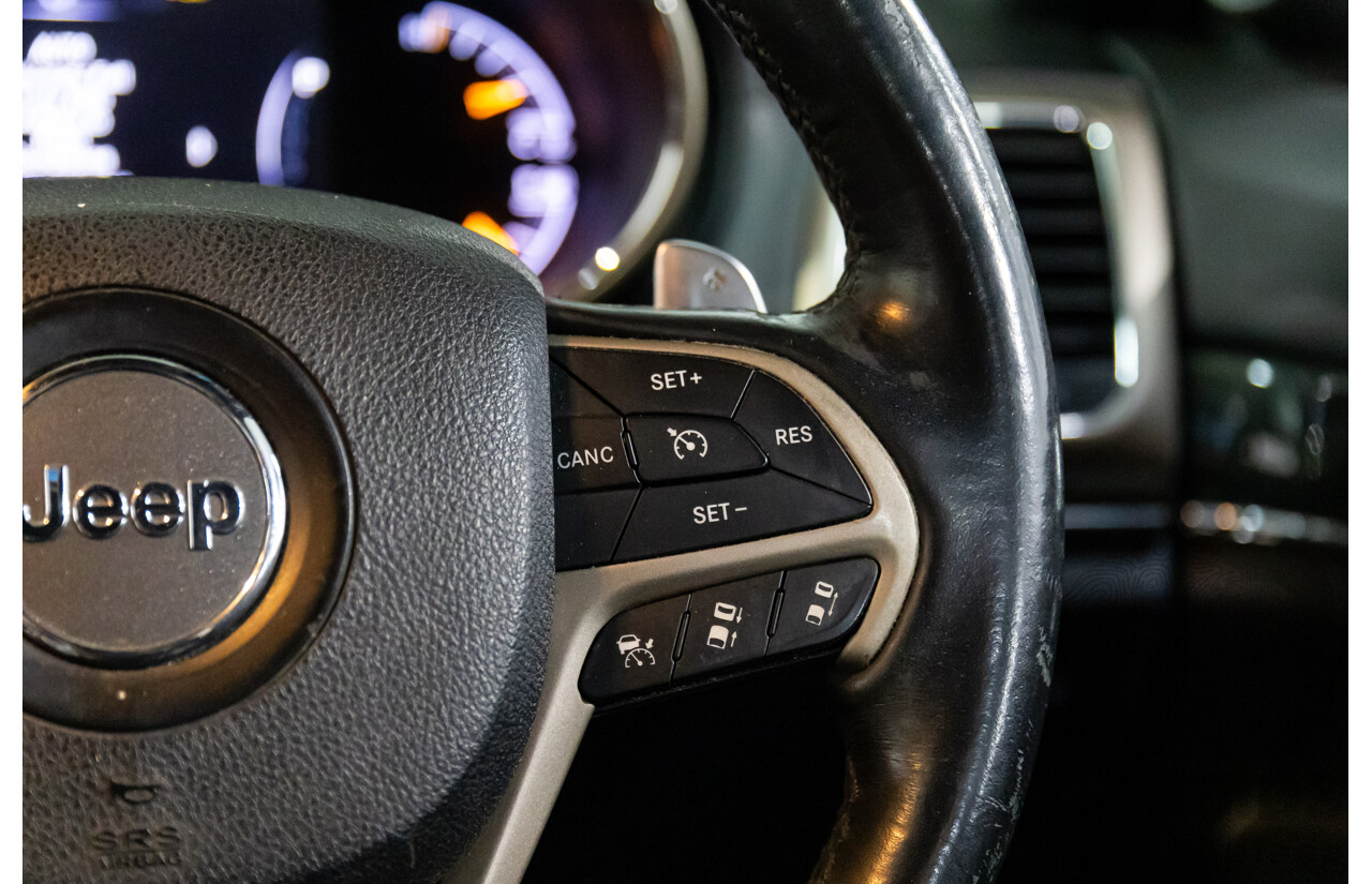 6/2013 Jeep Grand Cherokee Overland (4x4) WK MY14 4d Wagon True Blue Metallic V6 3.6L