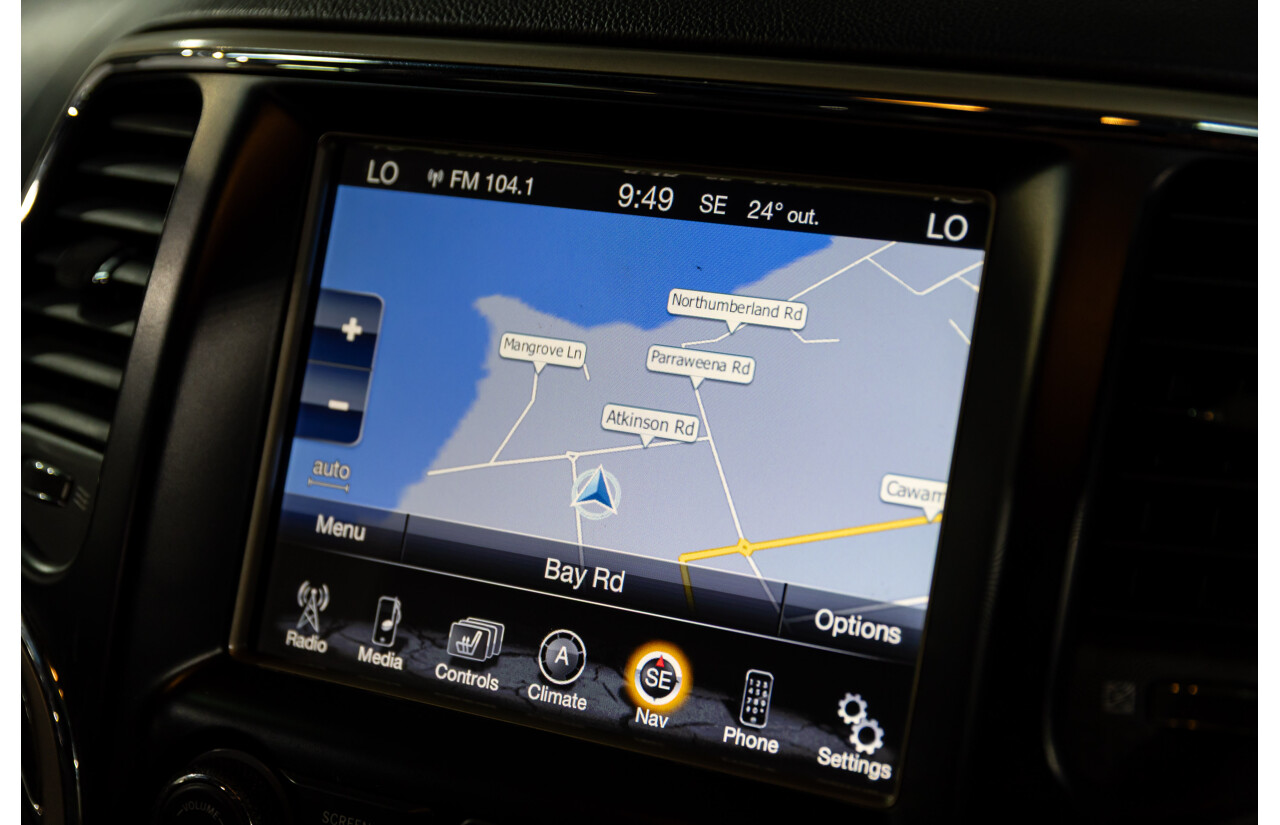 6/2013 Jeep Grand Cherokee Overland (4x4) WK MY14 4d Wagon True Blue Metallic V6 3.6L