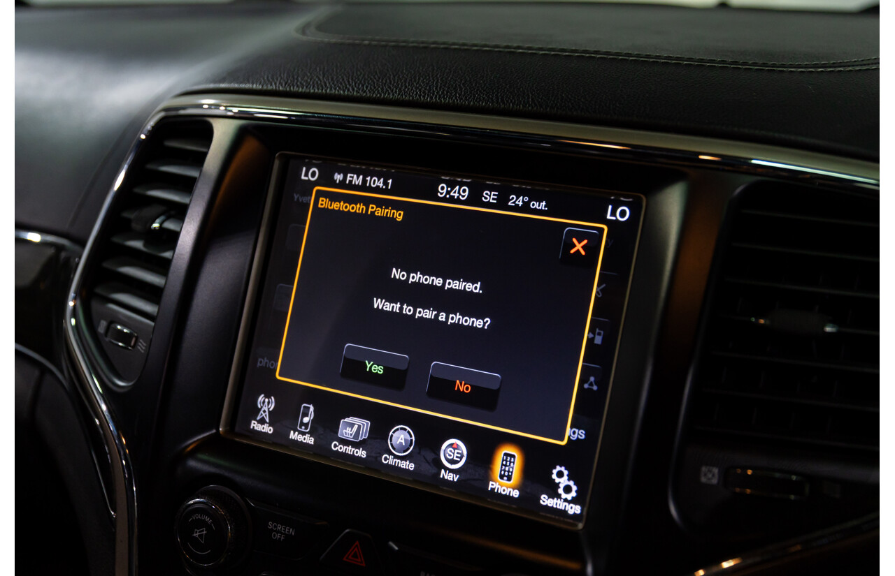 6/2013 Jeep Grand Cherokee Overland (4x4) WK MY14 4d Wagon True Blue Metallic V6 3.6L