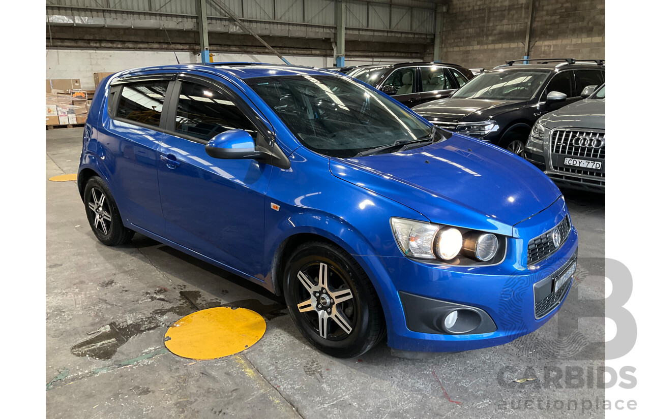 10/2014 Holden Barina CD TM MY14 4d Sedan Boracay Blue Metallic 1.6L