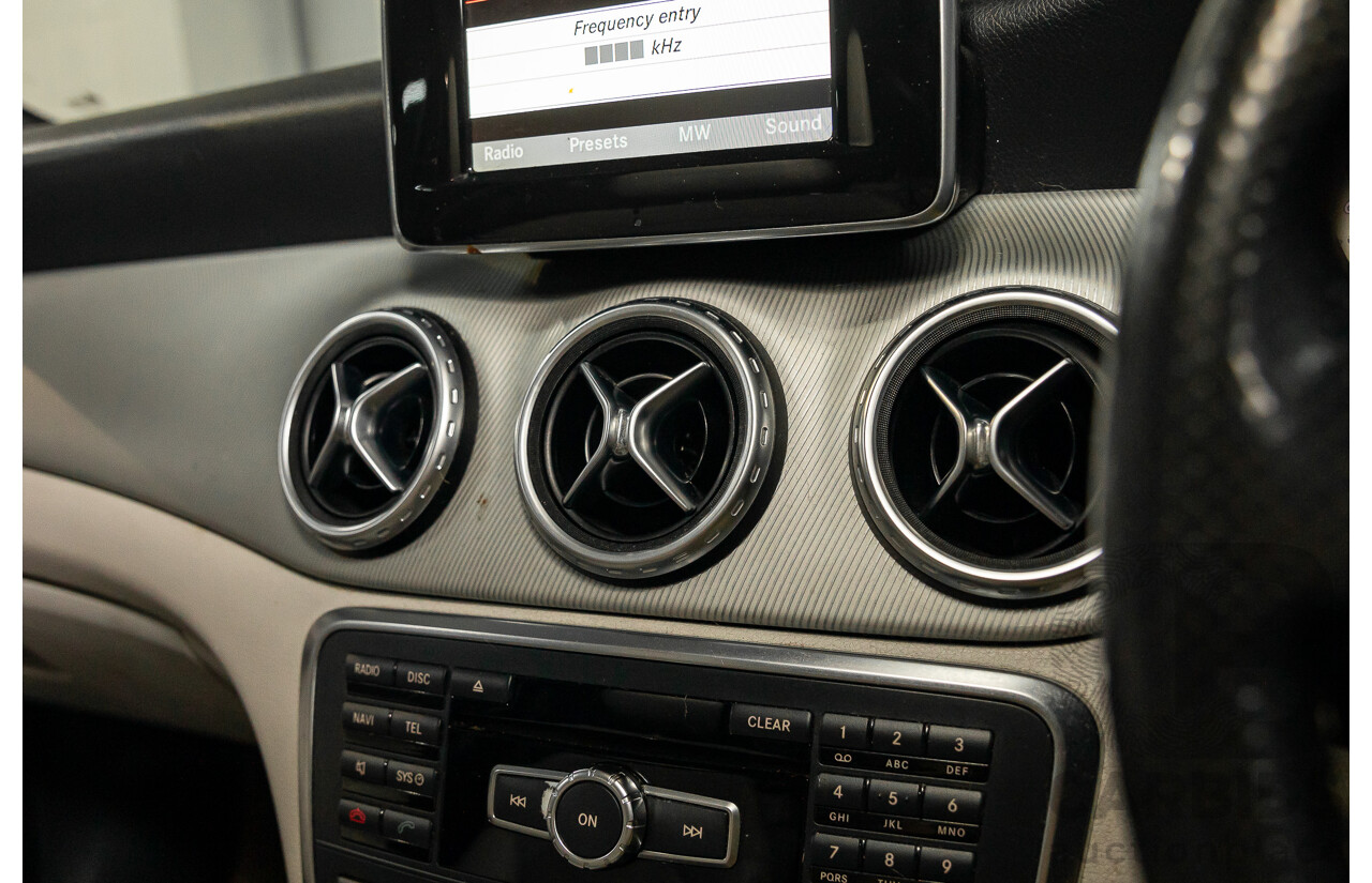 6/2015 Mercedes-Benz GLA 250 4Matic (AWD) X156 MY15 4d Wagon Night Black Turbo 2.0L