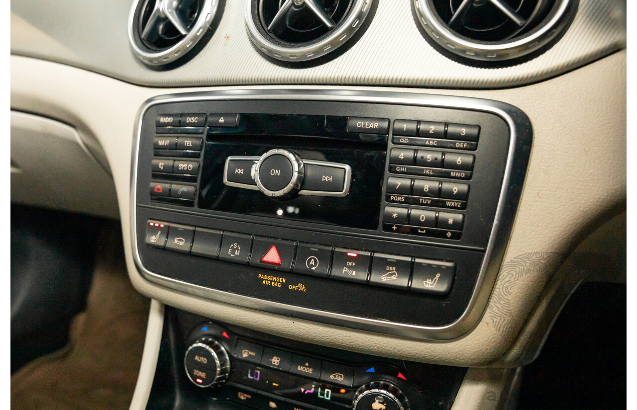 6/2015 Mercedes-Benz GLA 250 4Matic (AWD) X156 MY15 4d Wagon Night Black Turbo 2.0L