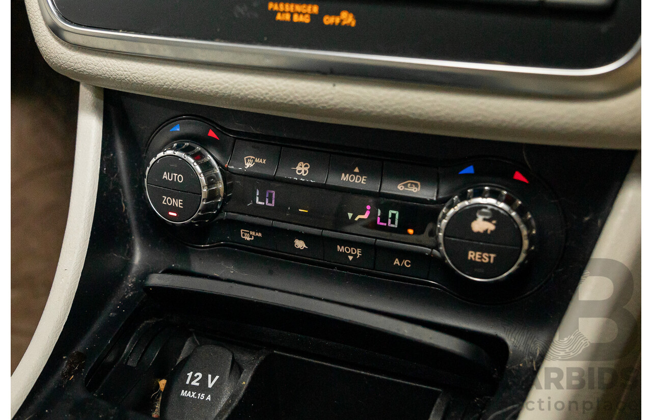 6/2015 Mercedes-Benz GLA 250 4Matic (AWD) X156 MY15 4d Wagon Night Black Turbo 2.0L