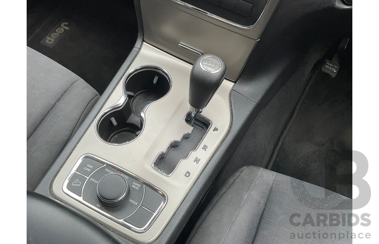 6/2012 Jeep Grand Cherokee Laredo (4x4) WK MY12 4d Wagon True Blue Pearl V6 3.6L