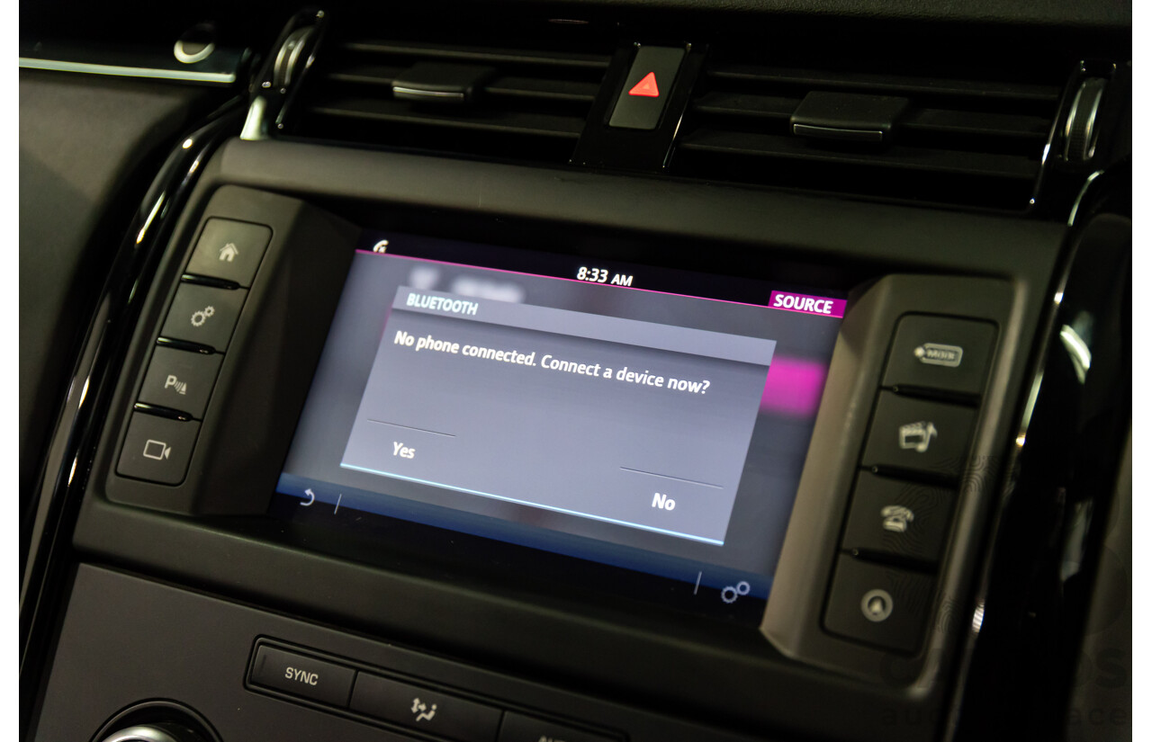 11/2017 Land Rover Discovery SD4 SE (177kW 4WD) MY17 4d Wagon Corris Grey Metallic Turbo Diesel 2.0L