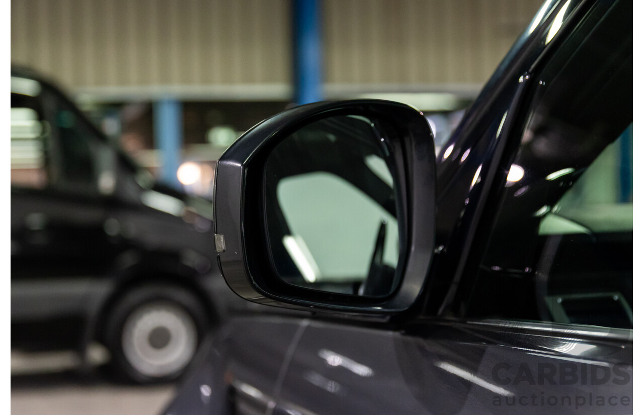 11/2017 Land Rover Discovery SD4 SE (177kW 4WD) MY17 4d Wagon Corris Grey Metallic Turbo Diesel 2.0L