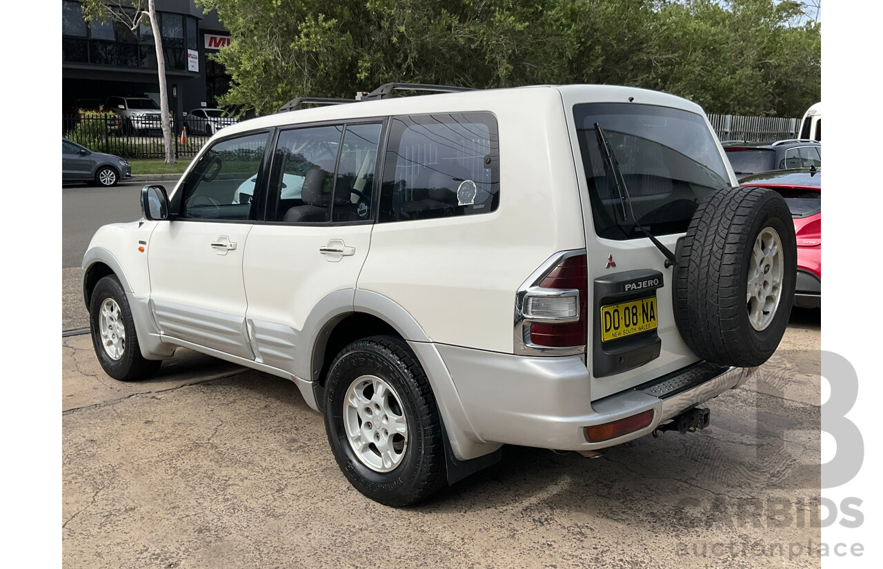 8/2000 Mitsubishi Pajero Exceed GLS LWB (4x4) NL 4d Wagon White 3.5L