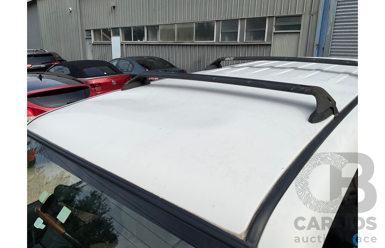 8/2000 Mitsubishi Pajero Exceed GLS LWB (4x4) NL 4d Wagon White 3.5L