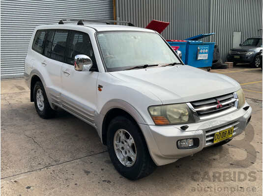 8/2000 Mitsubishi Pajero Exceed GLS LWB (4x4) NL 4d Wagon White 3.5L