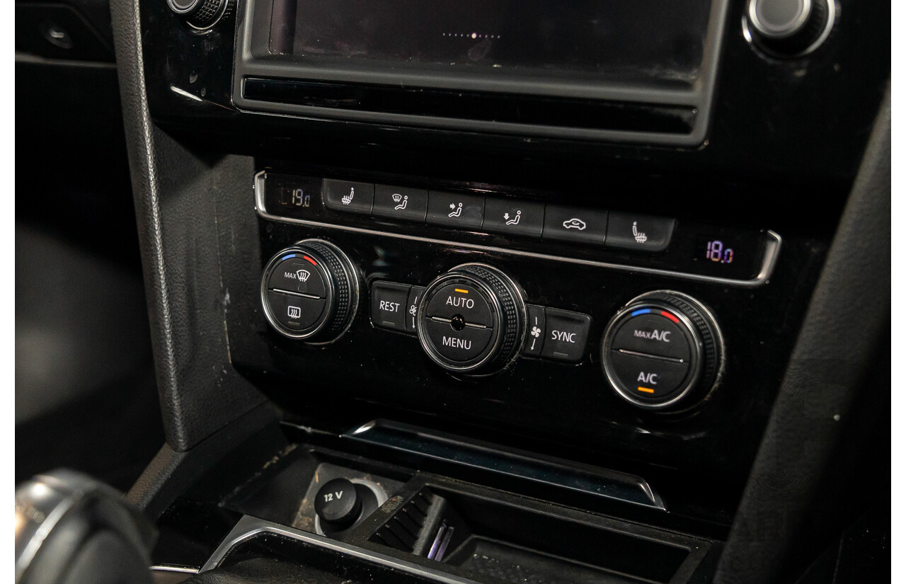 07/2016 Volkswagen Passat 132 TSI Comfortline (FWD) 3C MY16 4d Wagon Deep Black Pearl Turbo 1.8L