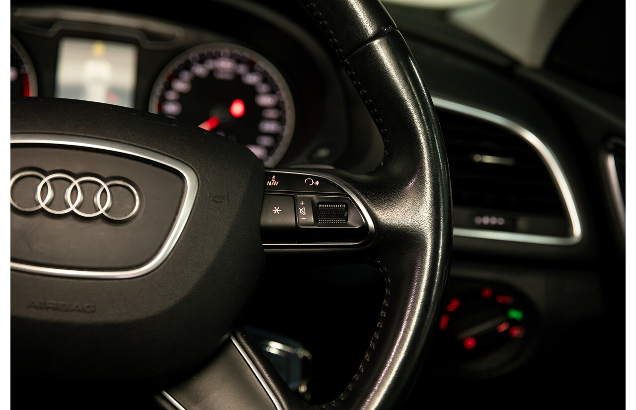 02/2016 Audi Q3 1.4 TFSI (110kW) FWD 8U MY15 4D Wagon Floret Silver Turbo 1.4L