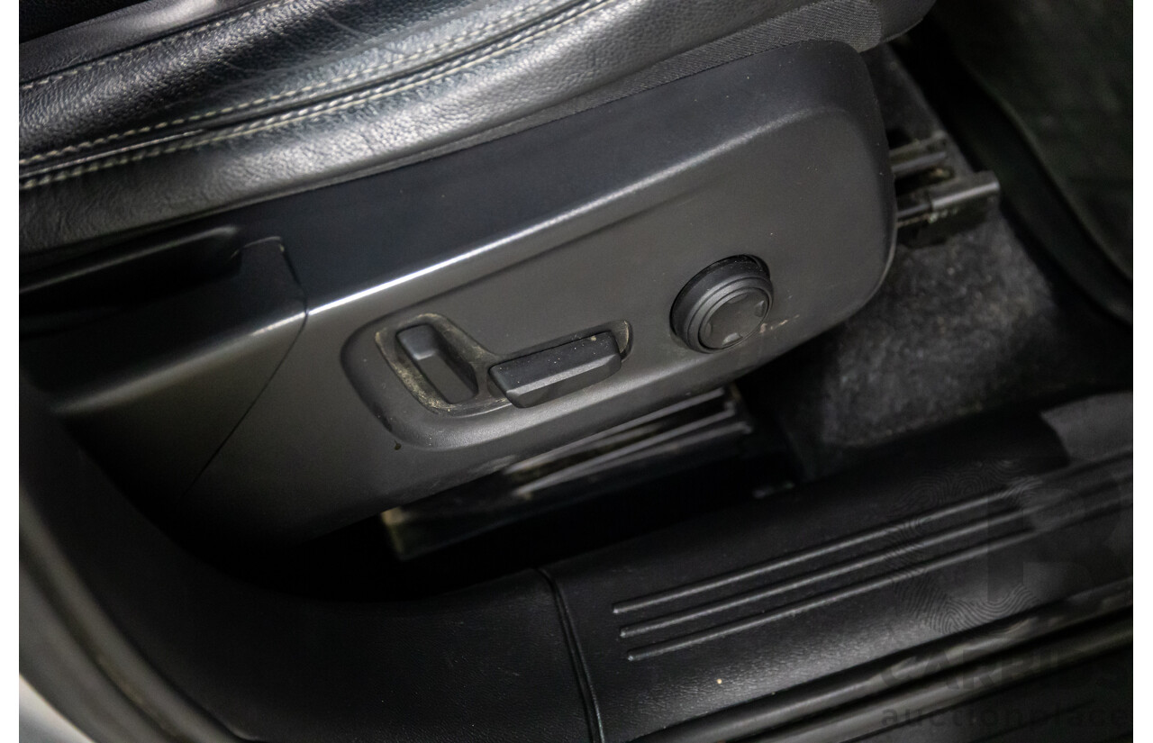 07/2018 Volvo XC40 T5 Momemtum (AWD) 536 MY18 4d Wagon Bright Silver Metallic Turbo 2.0L