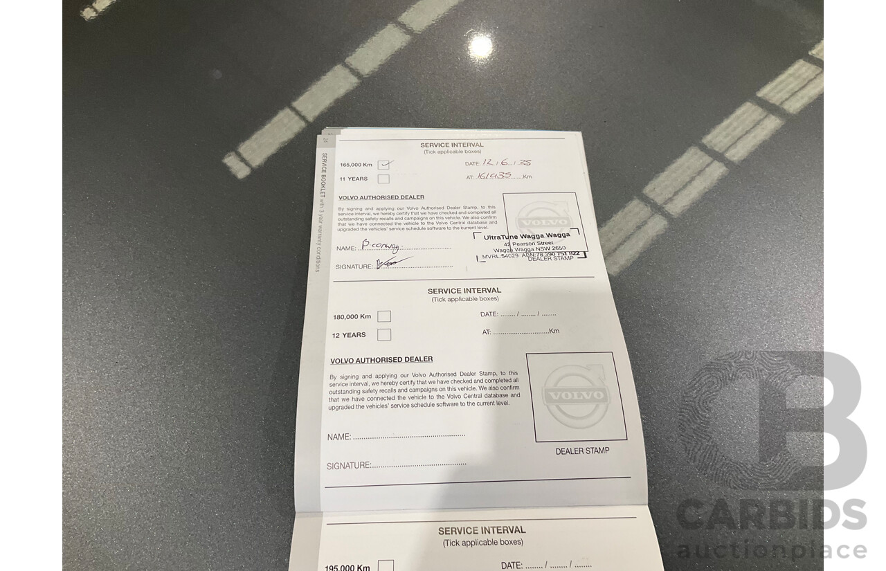 07/2018 Volvo XC40 T5 Momemtum (AWD) 536 MY18 4d Wagon Bright Silver Metallic Turbo 2.0L