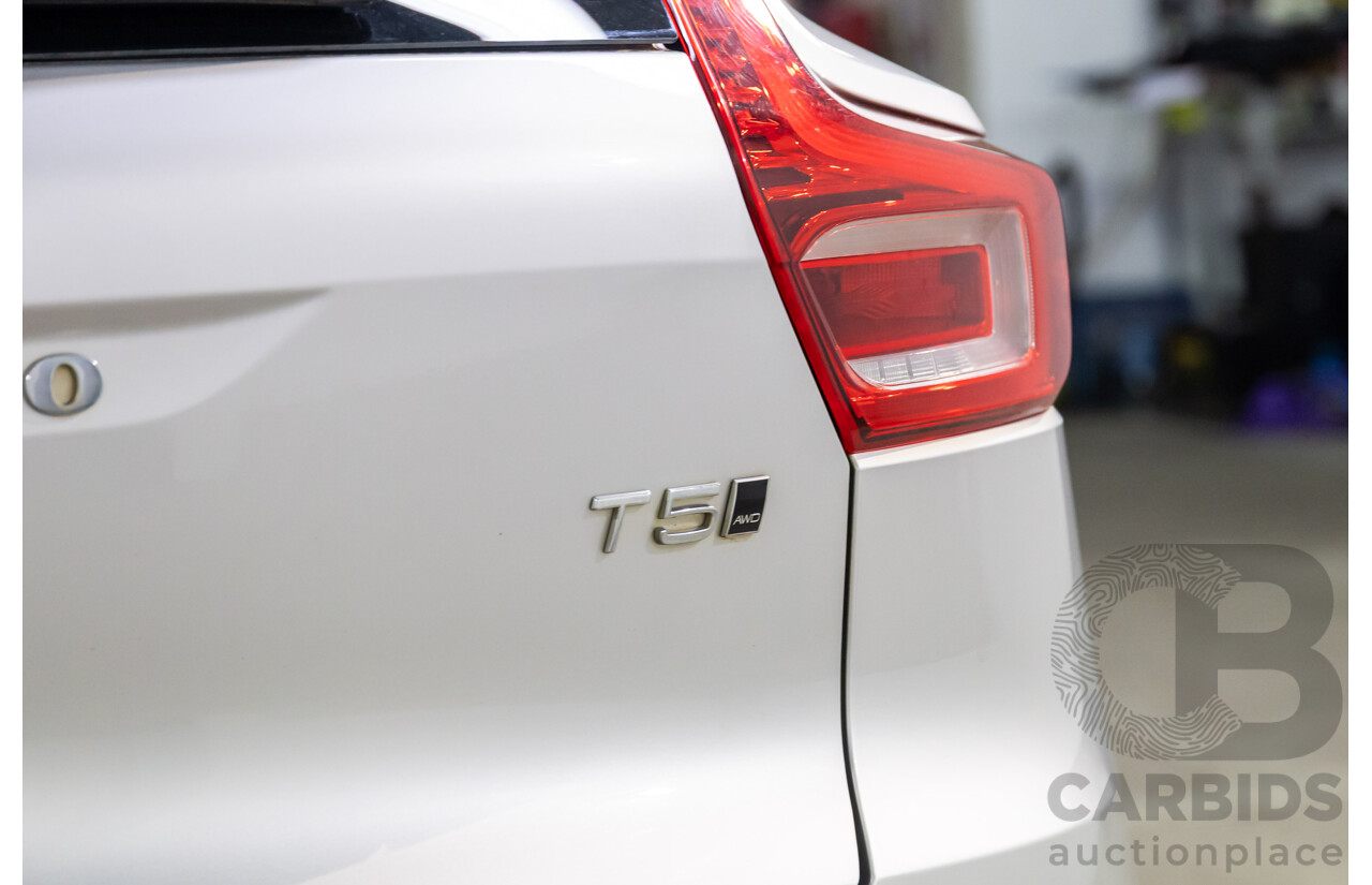 07/2018 Volvo XC40 T5 Momemtum (AWD) 536 MY18 4d Wagon Bright Silver Metallic Turbo 2.0L