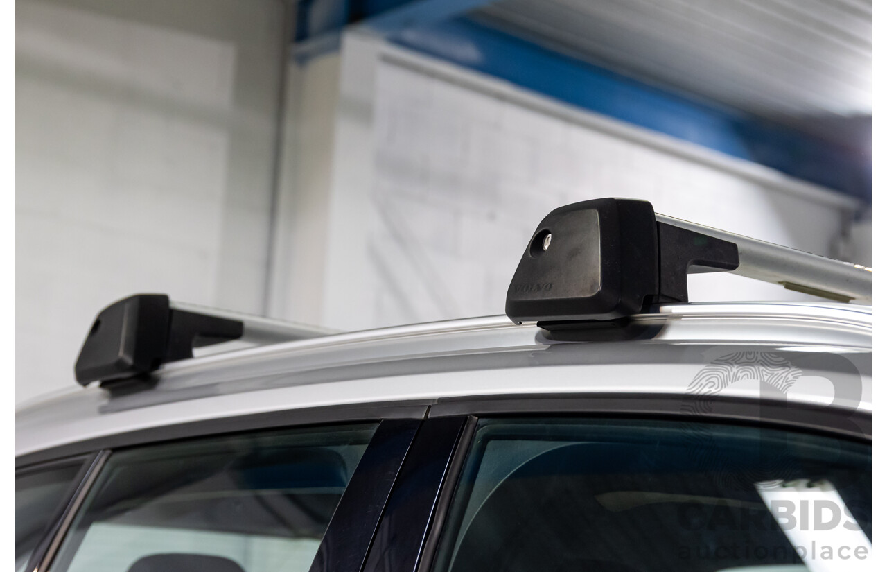 07/2018 Volvo XC40 T5 Momemtum (AWD) 536 MY18 4d Wagon Bright Silver Metallic Turbo 2.0L