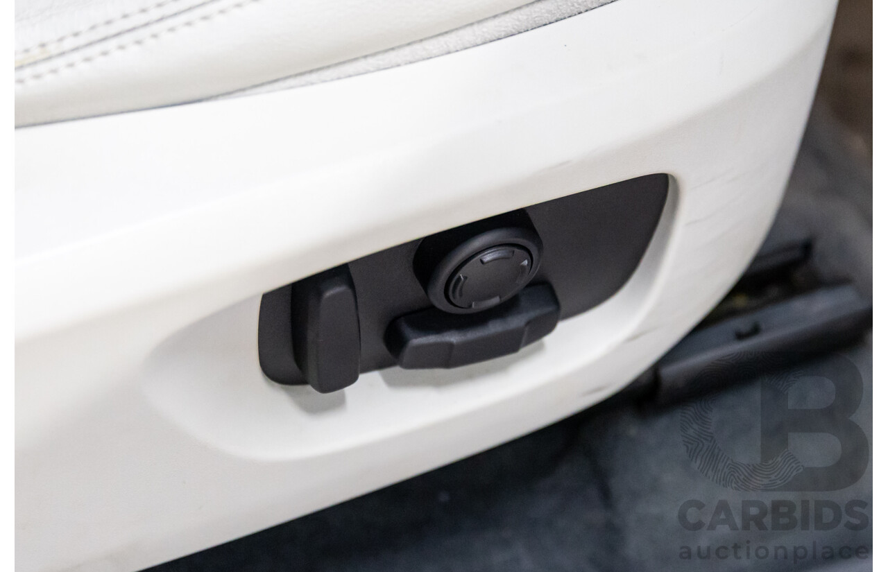 01/2016 Land Rover Discovery Sport Td4 HSE (AWD) LC MY16.5 4d Wagon Santorini Black Metallic Turbo Diesel 2.2L