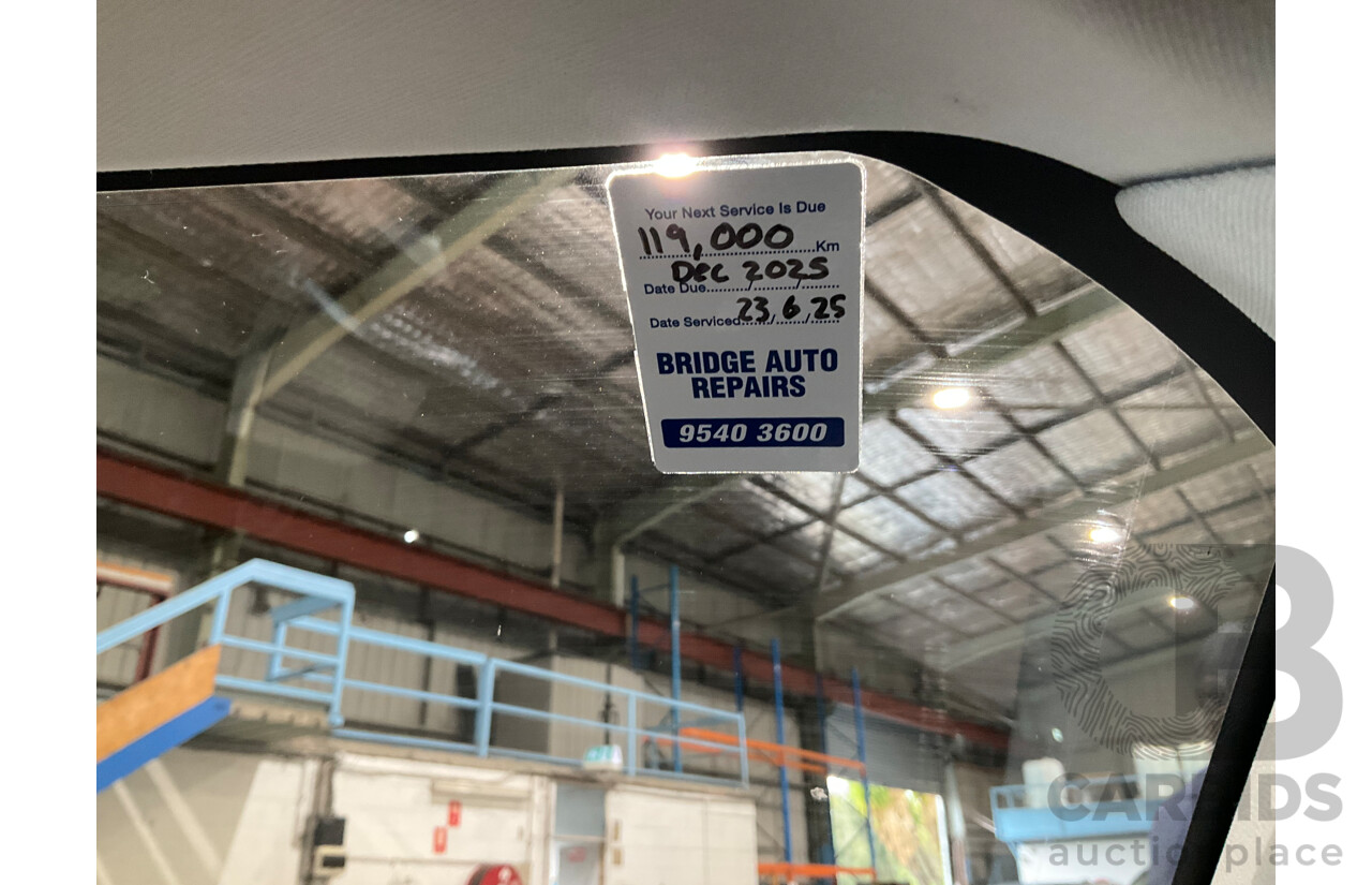 01/2016 Land Rover Discovery Sport Td4 HSE (AWD) LC MY16.5 4d Wagon Santorini Black Metallic Turbo Diesel 2.2L