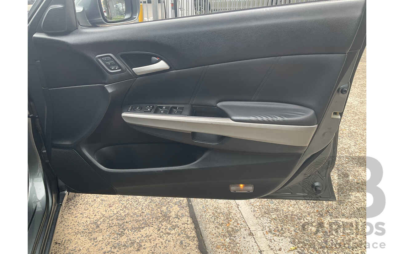 7/2008 Honda Accord V6 Luxury 50 4d Sedan Polished Metal Metallic V6 3.5L