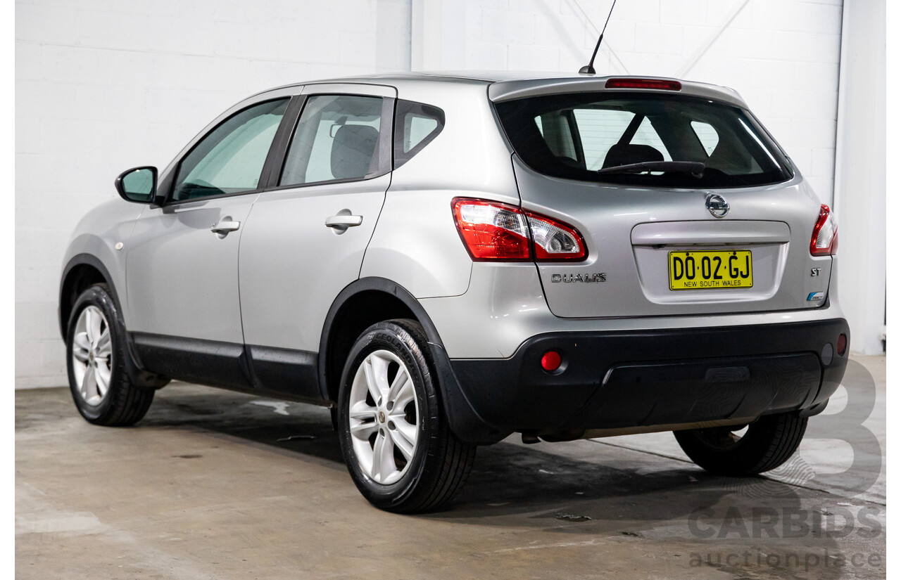 4/2013 Nissan Dualis ST (4x2) J10 MY13 4d Wagon Titanium Grey Metallic 2.0L