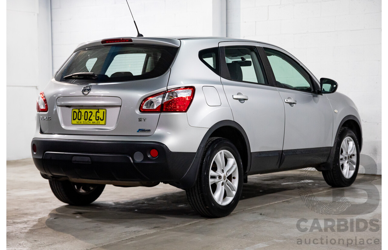 4/2013 Nissan Dualis ST (4x2) J10 MY13 4d Wagon Titanium Grey Metallic 2.0L