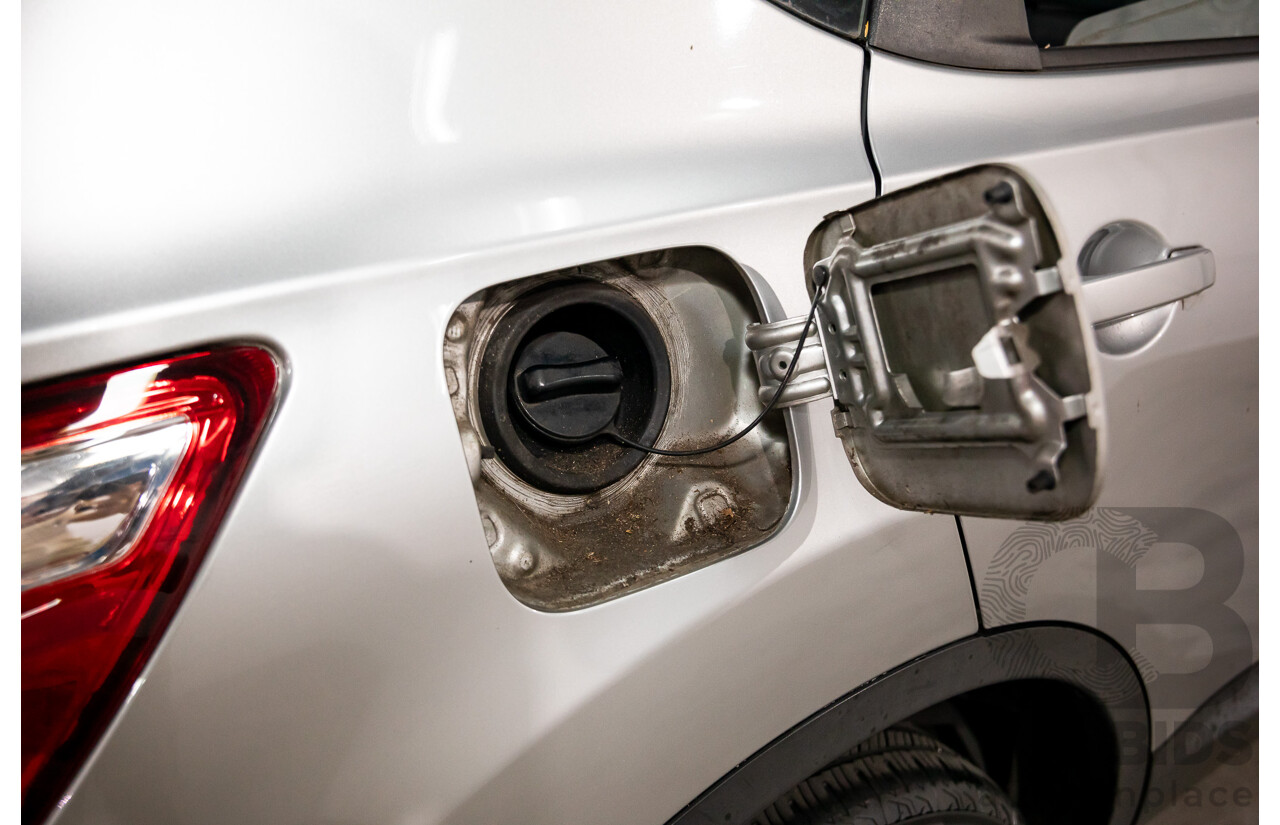 4/2013 Nissan Dualis ST (4x2) J10 MY13 4d Wagon Titanium Grey Metallic 2.0L