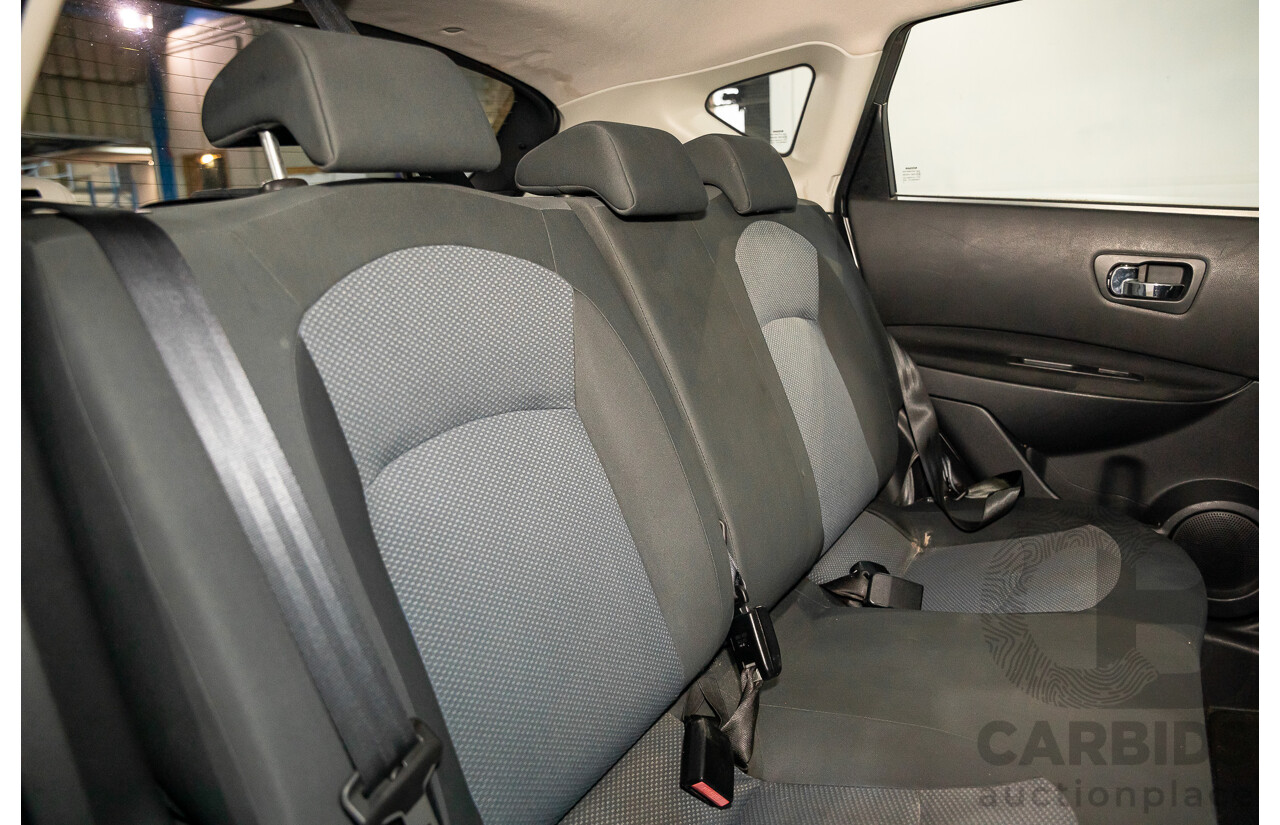 4/2013 Nissan Dualis ST (4x2) J10 MY13 4d Wagon Titanium Grey Metallic 2.0L