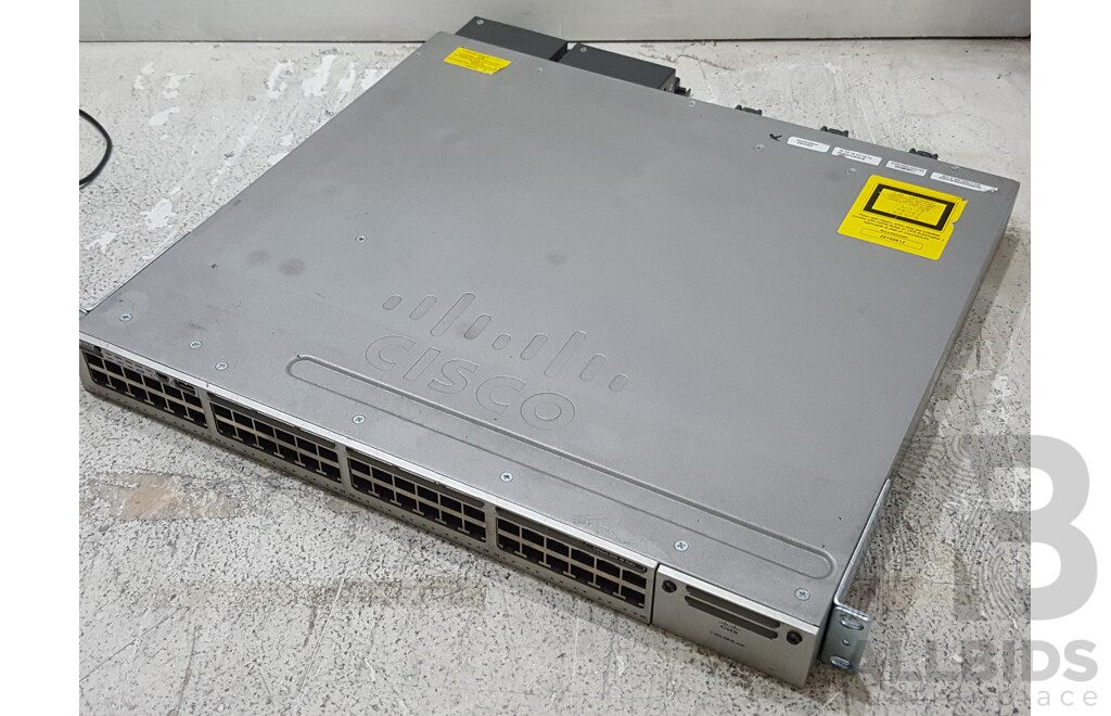 Cisco (WS-C3850-48F-S) Catalyst 3850 48 PoE+ 48-Port Gigabit Switch