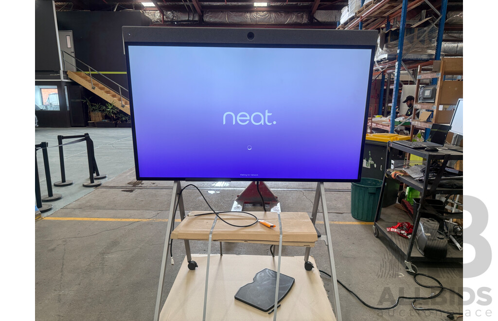 Neat Board 65 Inch Touch Screen Monitor with Rollerable Fixed Stand