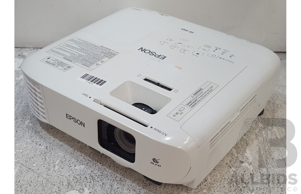 Epson (EB-992F) Full HD (1080p) 3LCD Projector