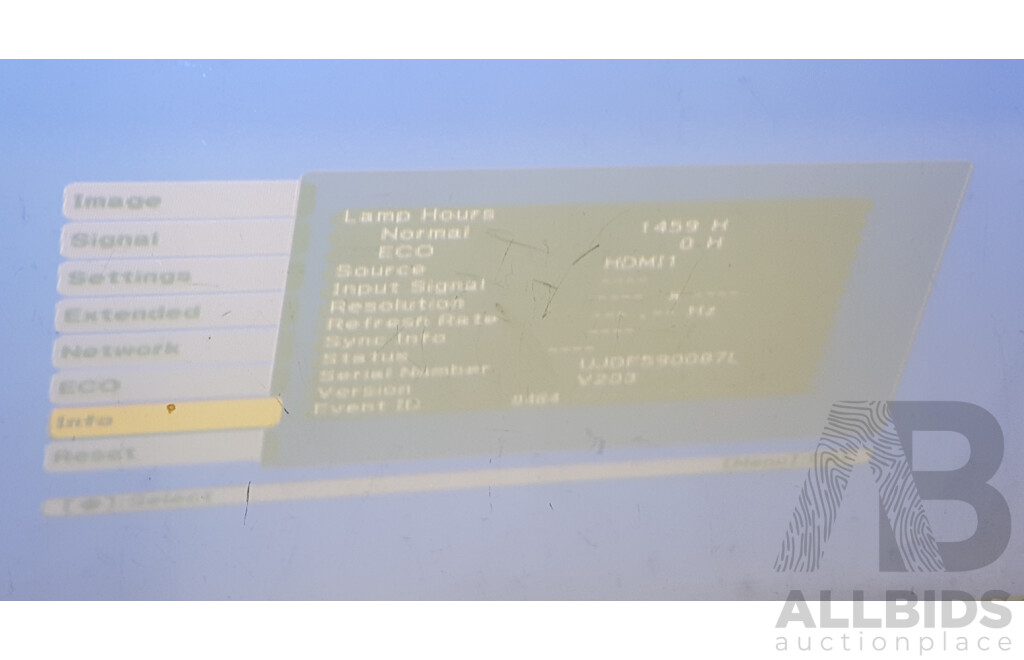 Epson (EB-575Wi) WXGA 3LCD Projector