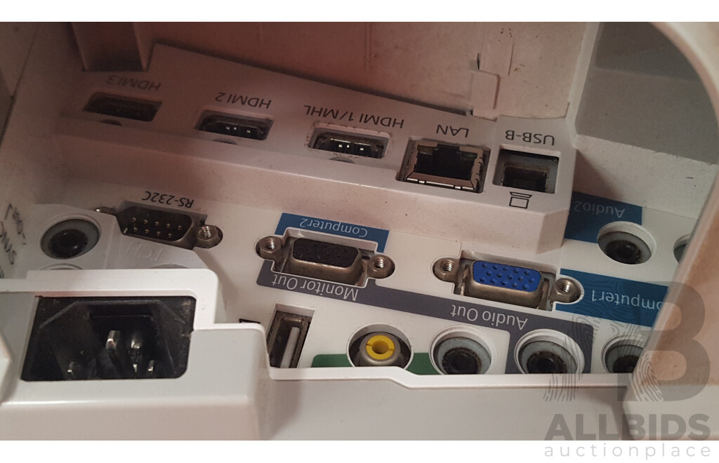 Epson (EB-695Wi) WXGA 3LCD Projector