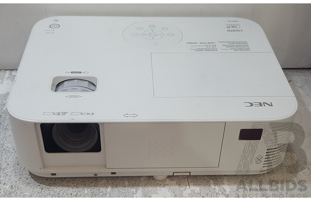 NEC (M403H) Full HD (1080p) DLP Projector