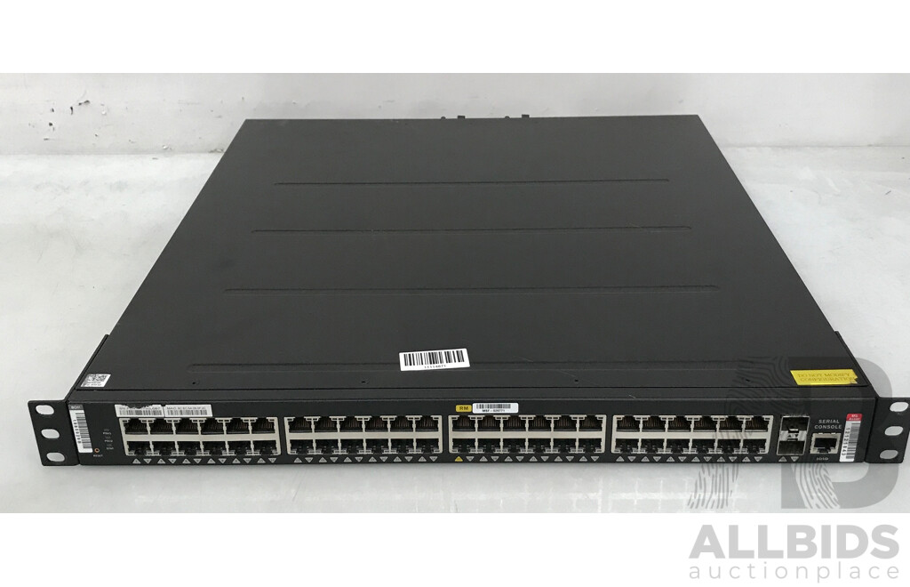 Ingrasys (S6200-50ST) 48-Port Network Switch